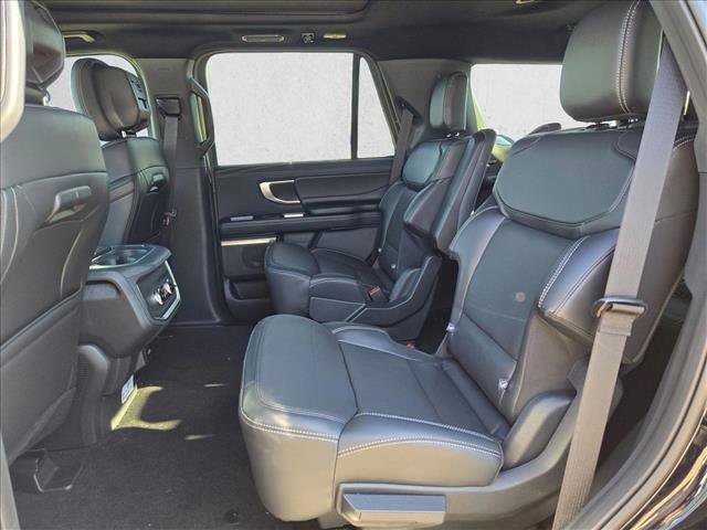 New 2026 Ford Expedition Platinum w/ Stealth Appearance Package image 16