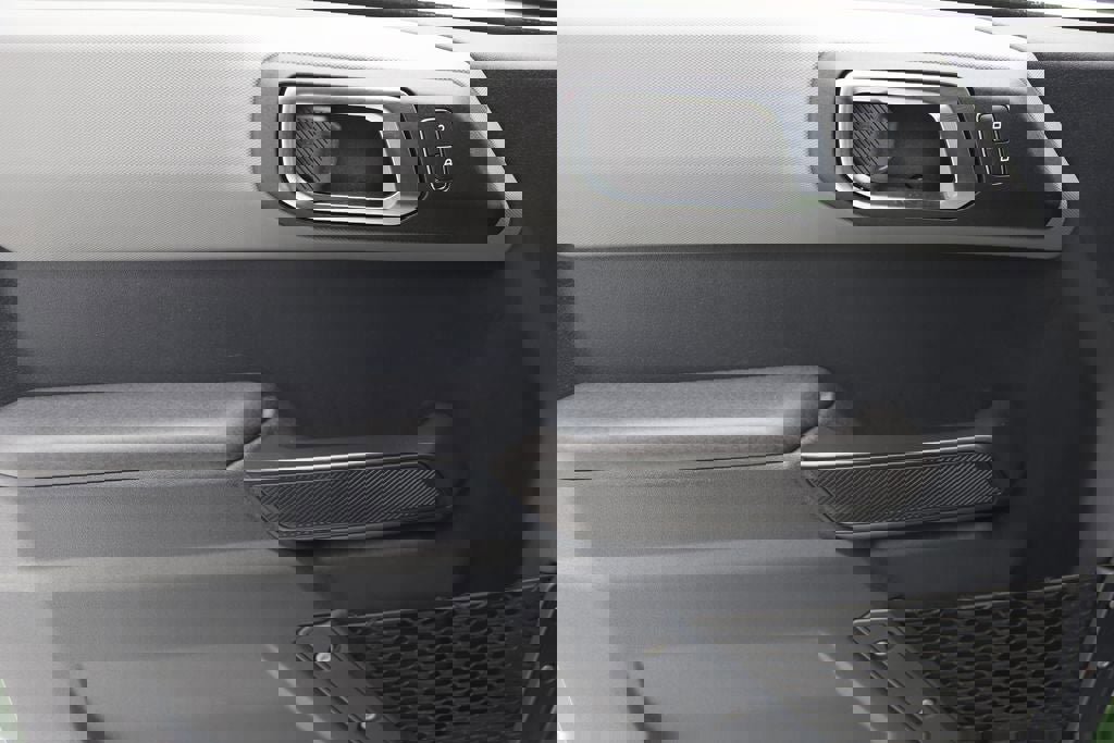 Used 2024 Ford Bronco Black Diamond AWD/4WD image 15