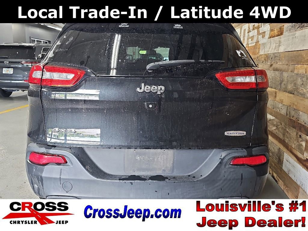 Used 2015 Jeep Cherokee Latitude w/ Cold Weather Group AWD/4WD image 5