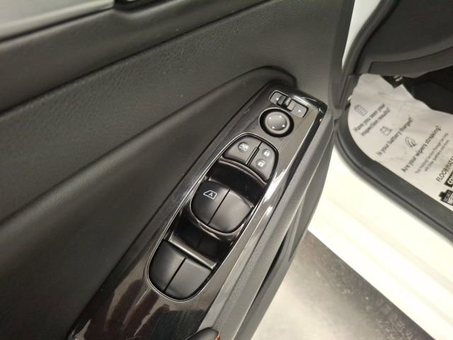 Used 2024 Nissan Altima 2.5 SR image 12