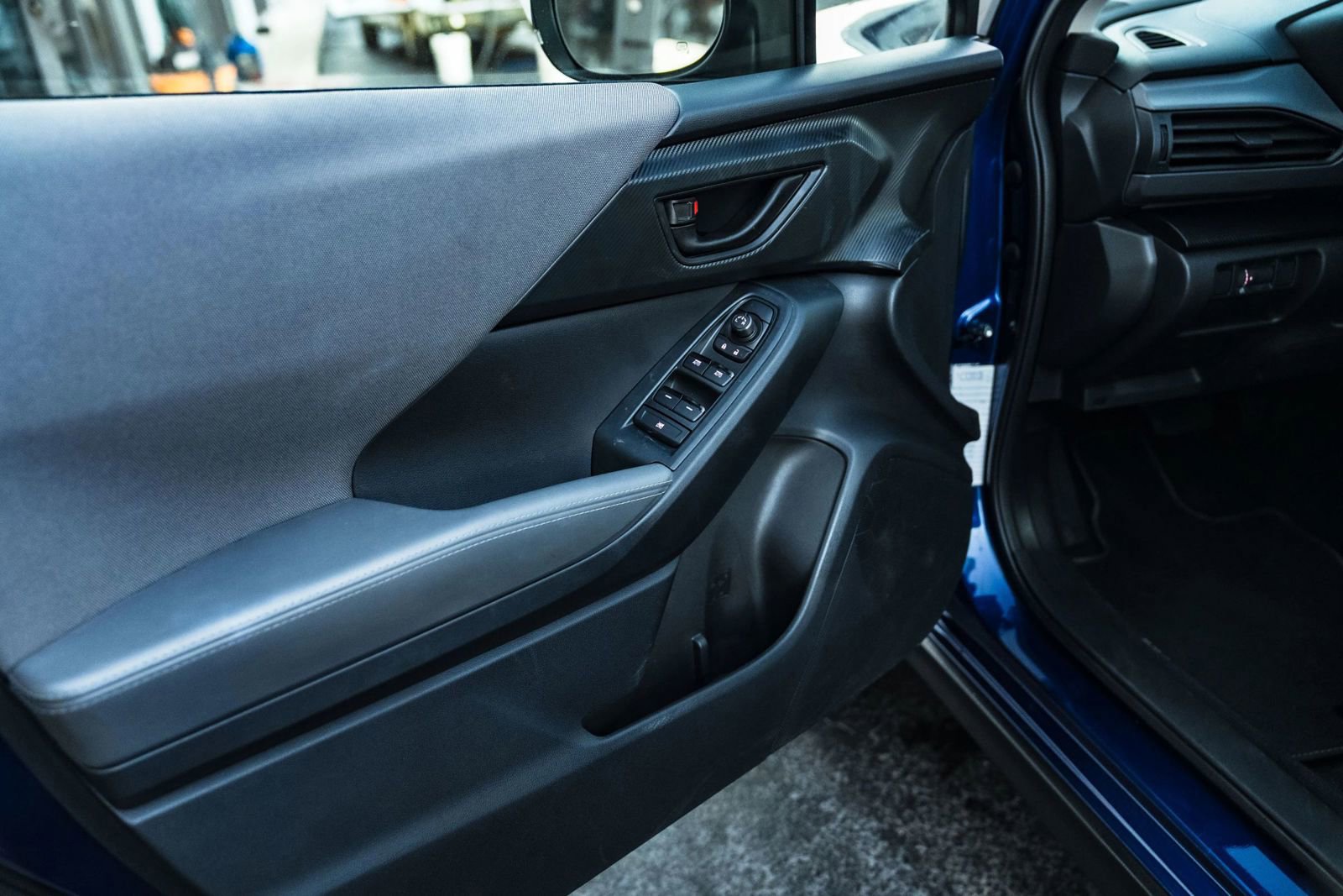 Used 2025 Subaru Crosstrek 2.0i Premium image 20