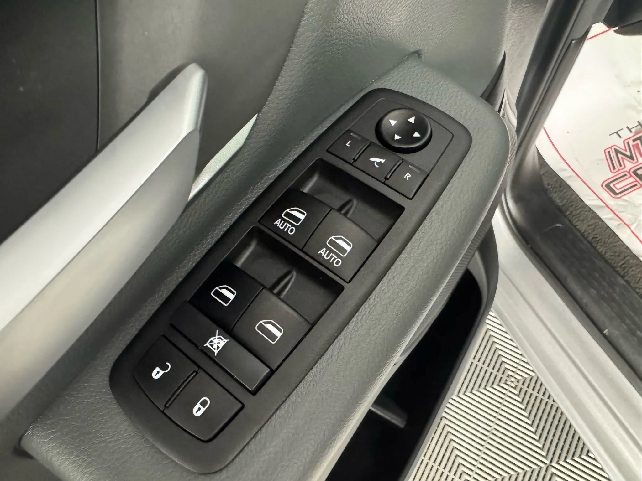 Used 2021 RAM 1500 Big Horn image 36