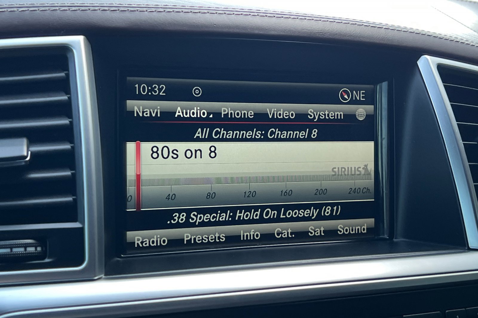 Used 2016 Mercedes-Benz GL 63 AMG 4MATIC image 18