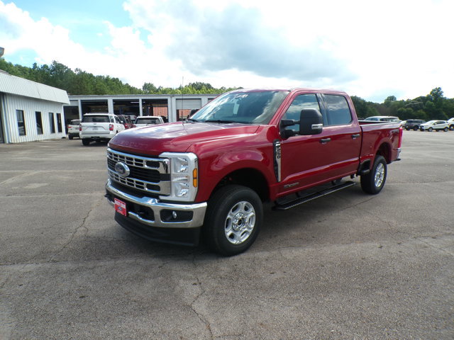 New 2025 Ford F250 XLT image 3