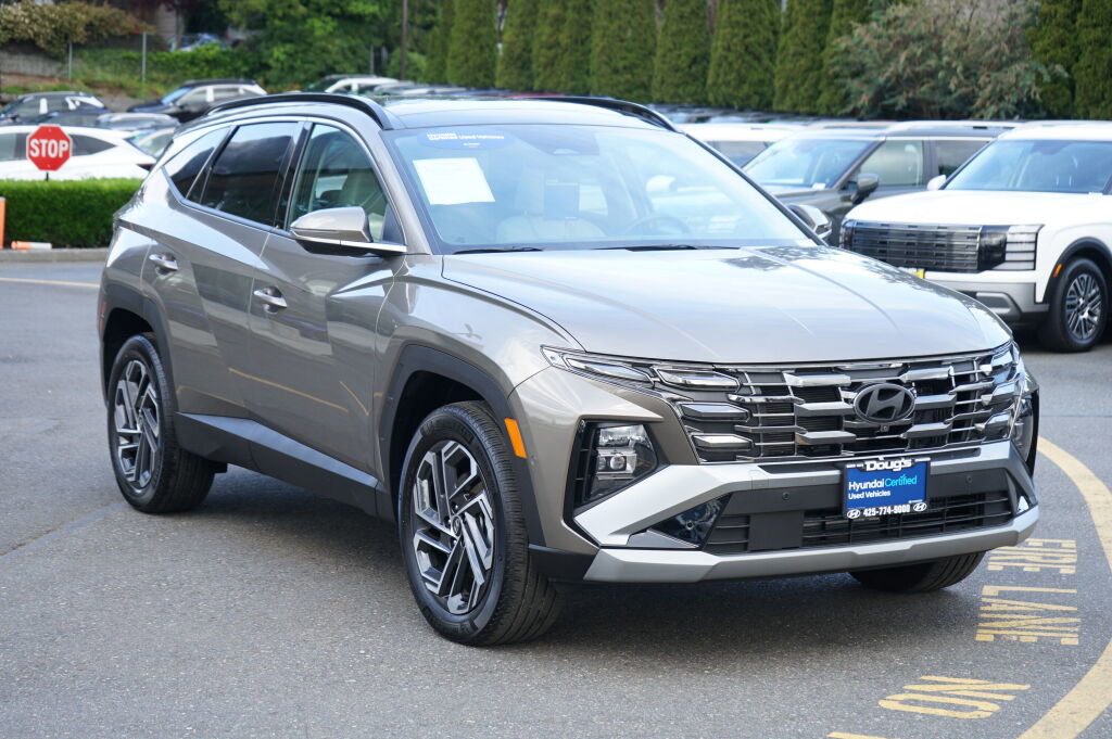 Certified 2025 Hyundai Tucson Limited AWD/4WD image 3