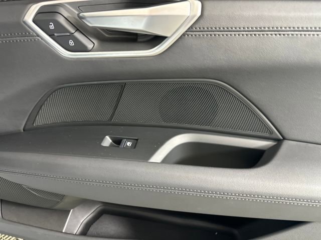 Used 2022 Audi e-tron GT Premium Plus image 26