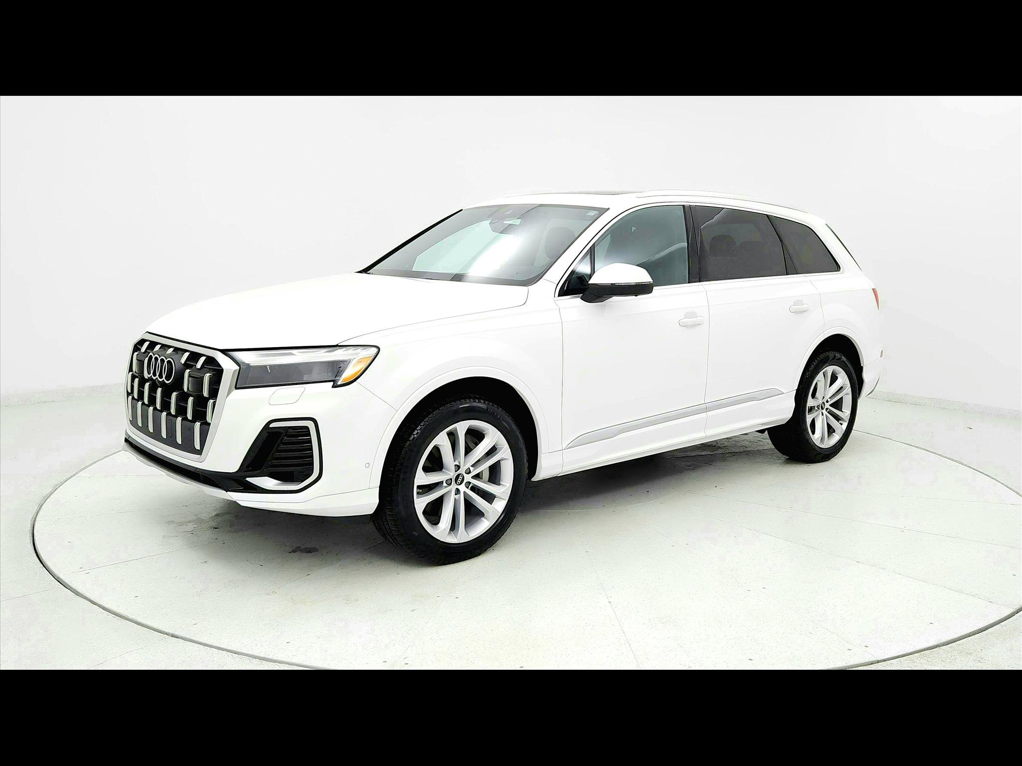 Used 2025 Audi Q7 3.0T Premium Plus