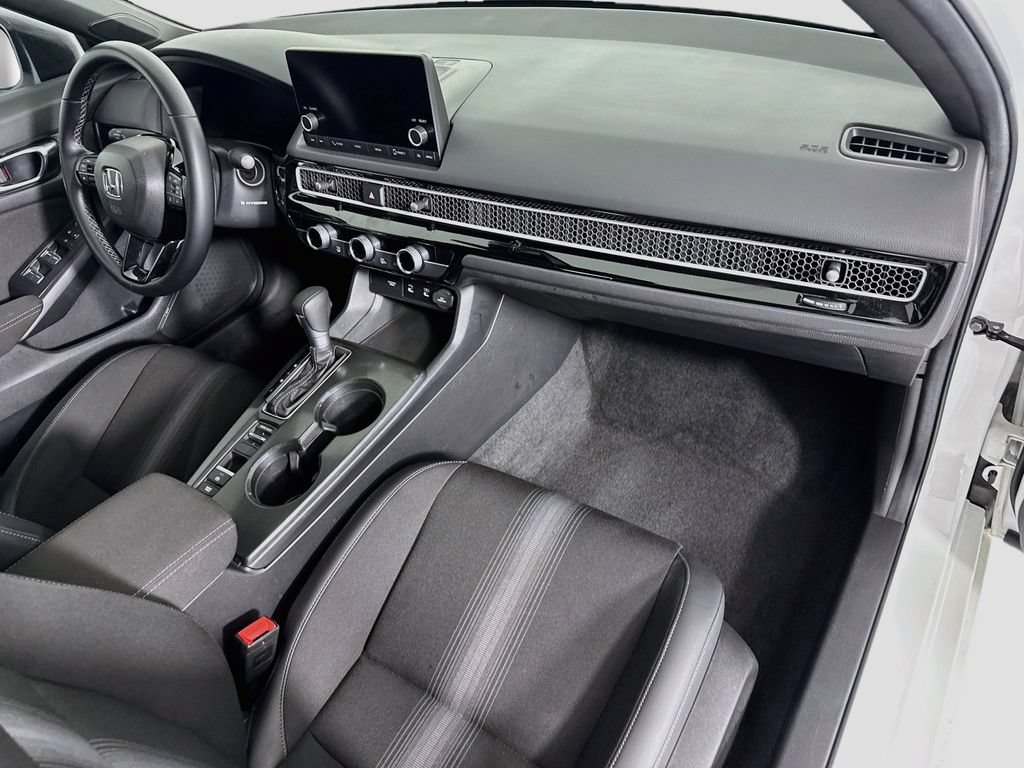 Certified 2025 Honda Civic Sport image 17