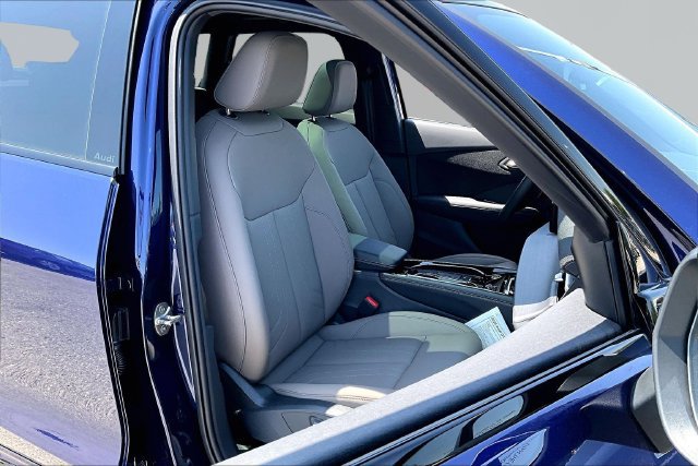 New 2026 Audi Q3 quattro 2.0T AWD/4WD image 7