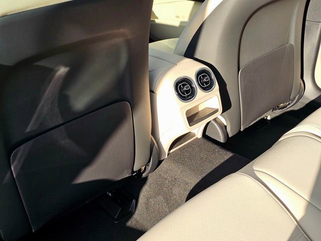 New 2026 Mercedes-Benz C 300 4MATIC Sedan image 24