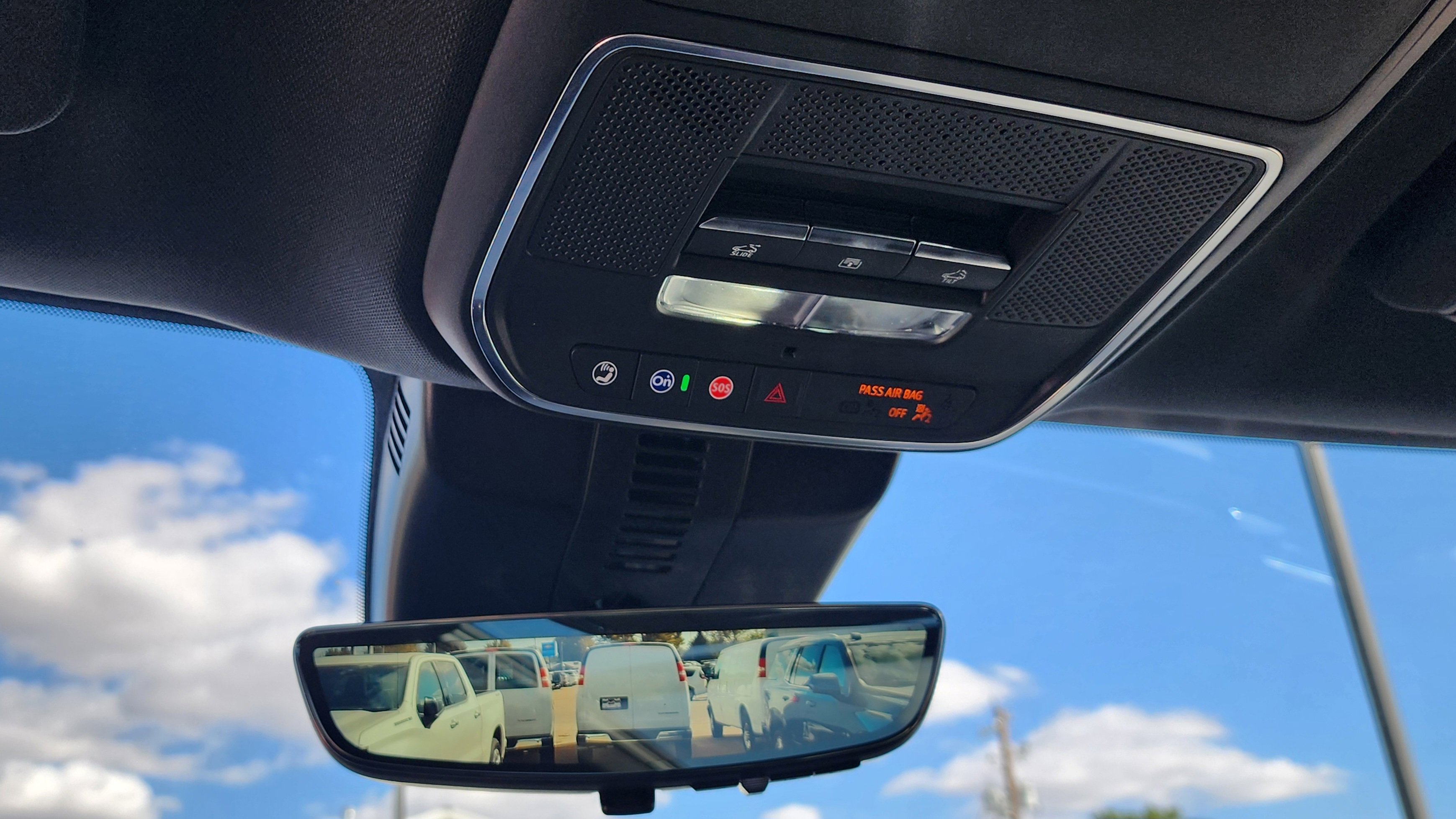 New 2026 Chevrolet Traverse High Country image 15