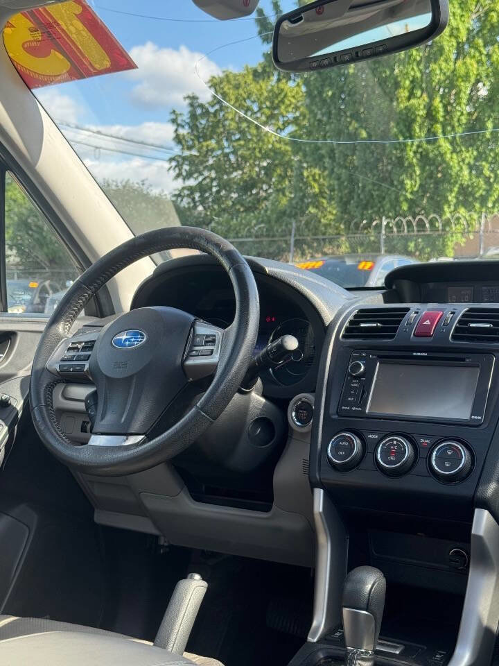 Used 2015 Subaru Forester 2.5i Touring w/ Eyesight & Navigation System AWD/4WD image 3