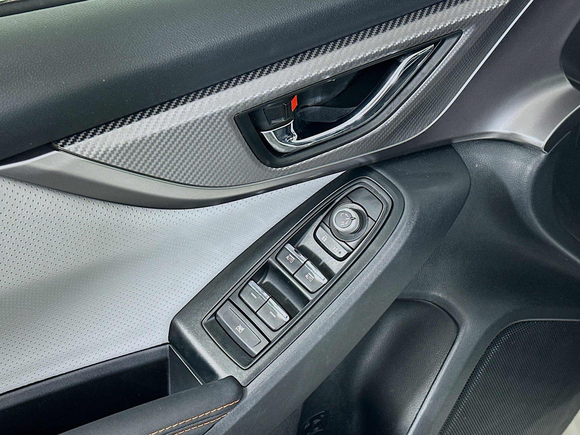 Used 2023 Subaru Crosstrek 2.5i Limited w/ Moonroof Package image 15