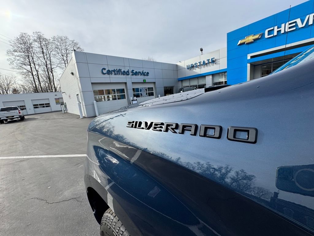 Used 2023 Chevrolet Silverado 1500 Custom w/ LPO, Dark Essentials Package image 29