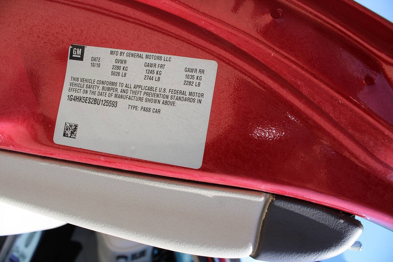 Used 2011 Buick Lucerne Super FWD image 13