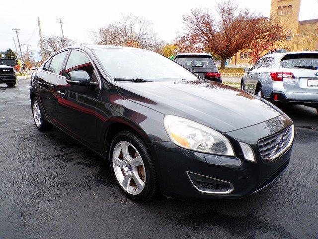 Used 2013 Volvo S60 T5 image 8