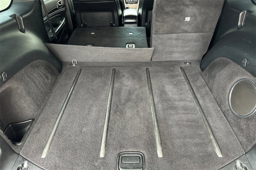 Used 2016 Jeep Grand Cherokee Limited image 16