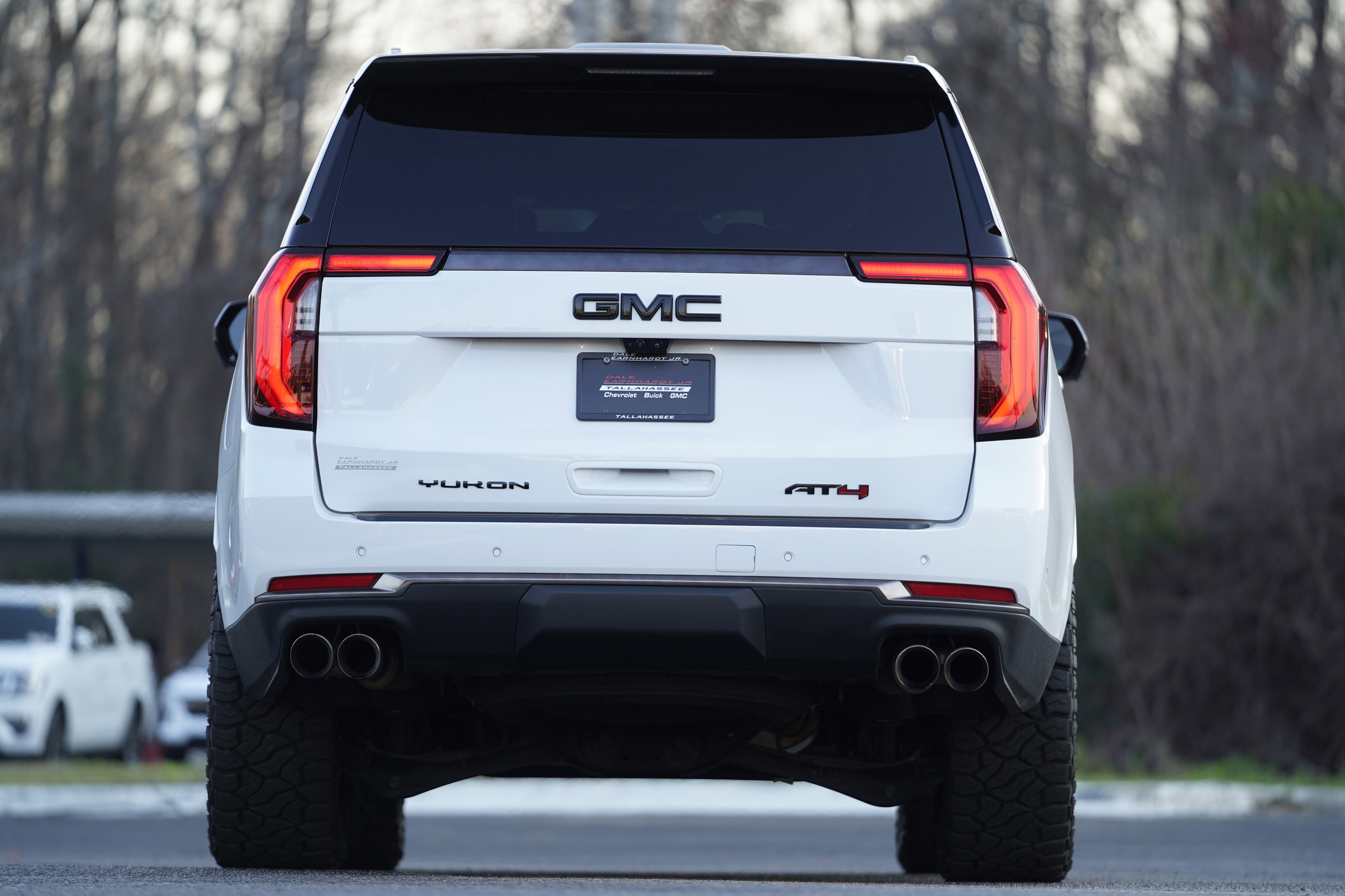 Used 2025 GMC Yukon AT4 Ultimate image 10