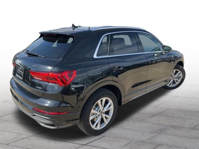 Used 2024 Audi Q3 2.0T Premium w/ Convenience Package image 6