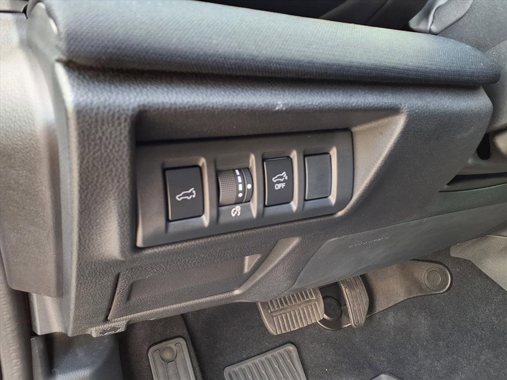 Certified 2025 Subaru Outback Premium w/ Popular Package #1A image 9