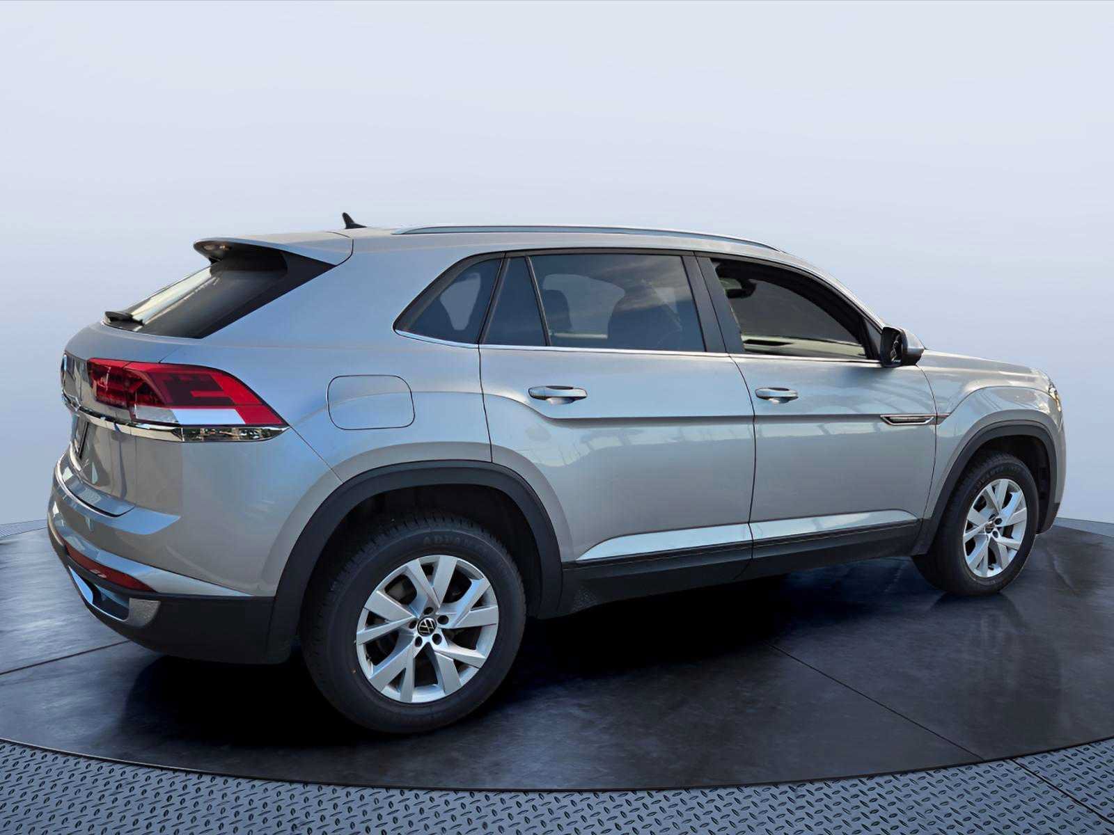 Used 2021 Volkswagen Atlas Cross Sport S FWD image 5