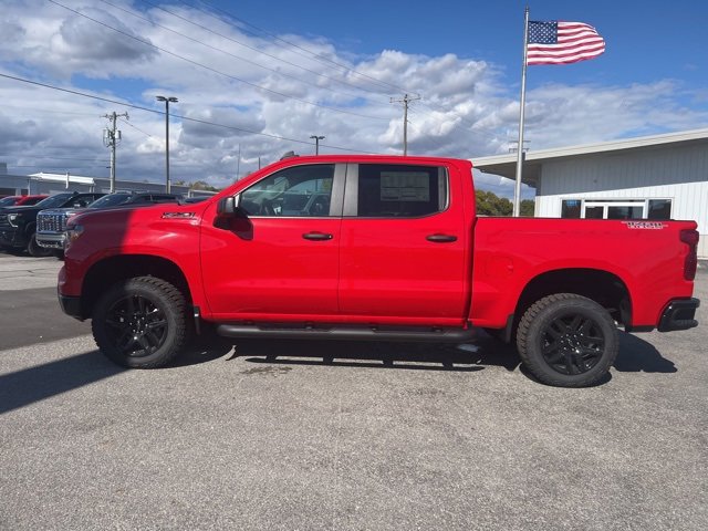 New 2026 Chevrolet Silverado 1500 Custom Trail Boss w/ LPO, Dark Essentials Package image 9