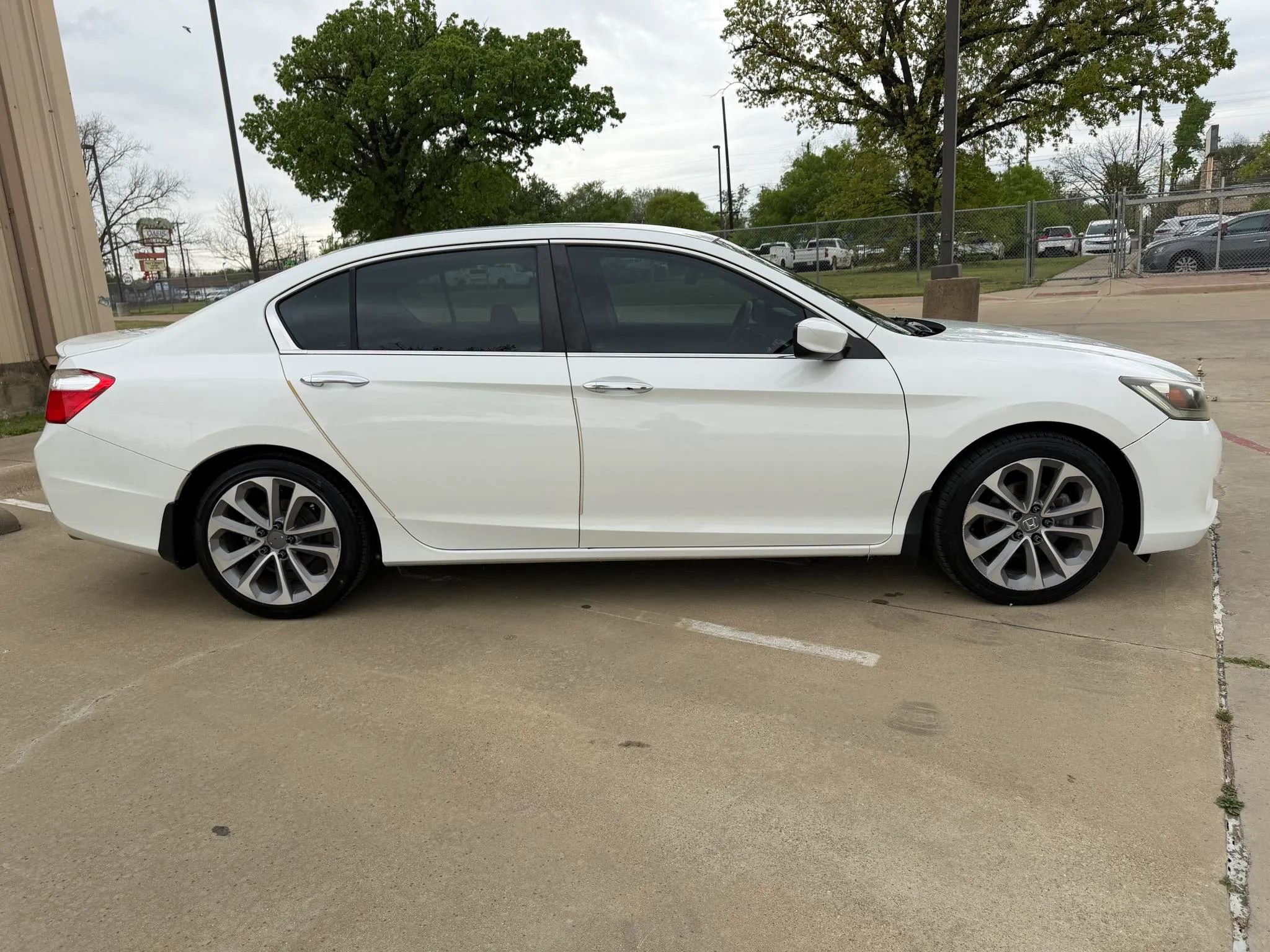 Used 2013 Honda Accord Sport image 9