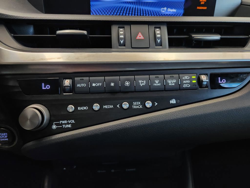 Used 2021 Lexus ES 350 w/ Accessory Package image 18