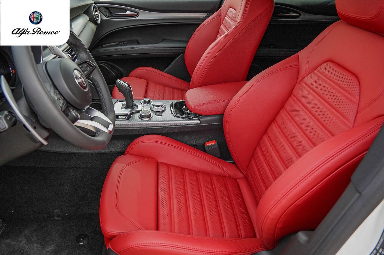 New 2025 Alfa Romeo Stelvio Sprint w/ Veloce Package image 9