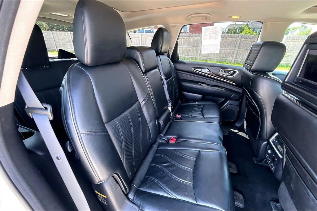 Used 2014 INFINITI QX60 Luxe w/ Deluxe Touring Package AWD/4WD image 30