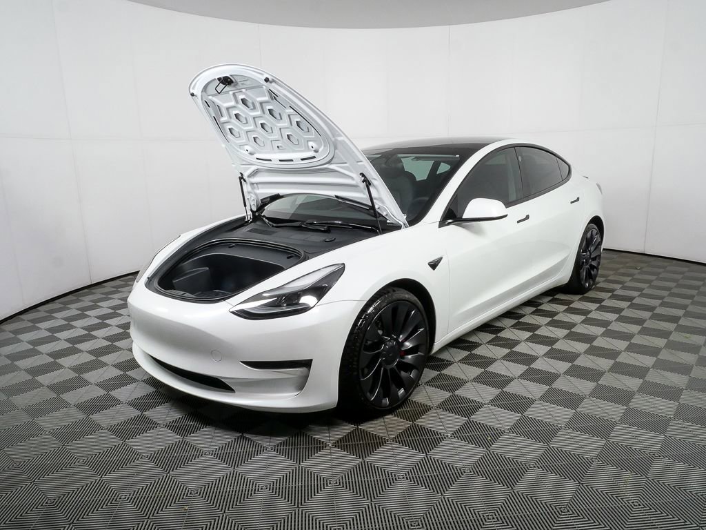 Used 2023 Tesla Model 3 Performance image 32
