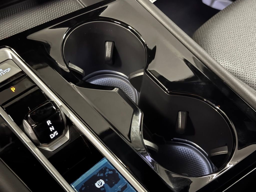 New 2026 Volkswagen Atlas Cross Sport SE image 15