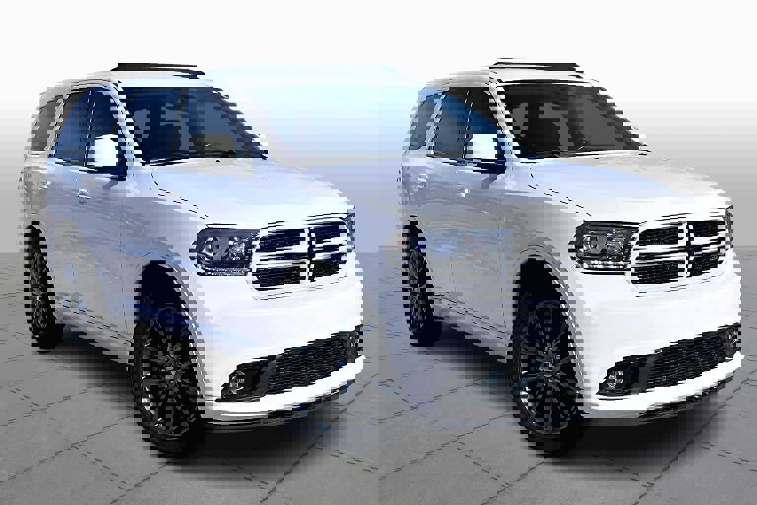 Used 2017 Dodge Durango GT w/ Nav & Power Liftgate Group image 3