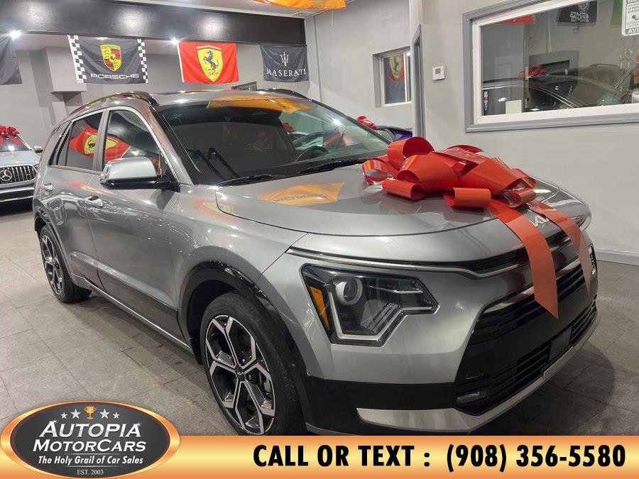 Used 2023 Kia Niro EX Touring FWD image 6