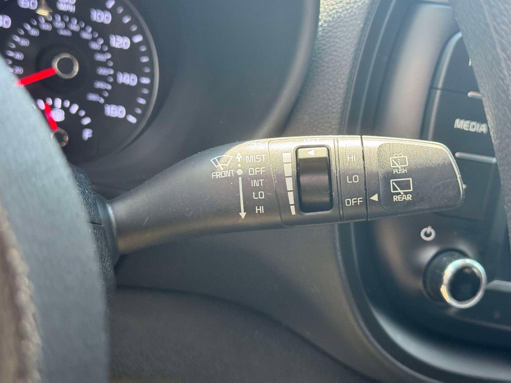 Used 2022 Kia Soul LX w/ Technology Package FWD image 21
