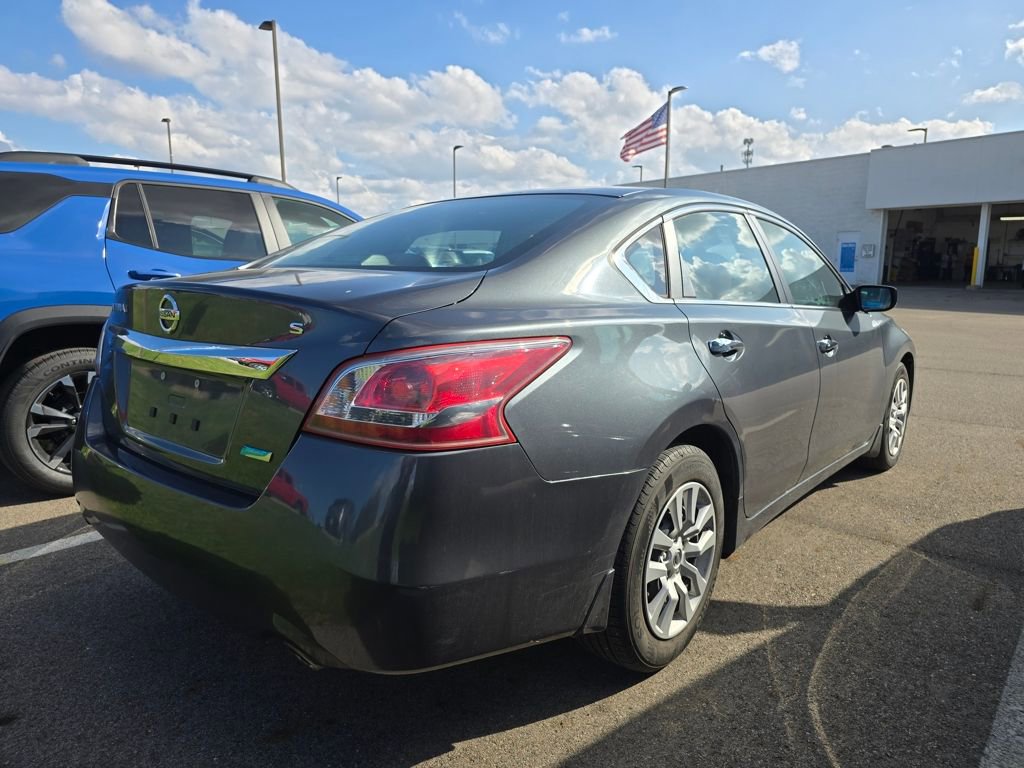 Used 2013 Nissan Altima 2.5 S image 3
