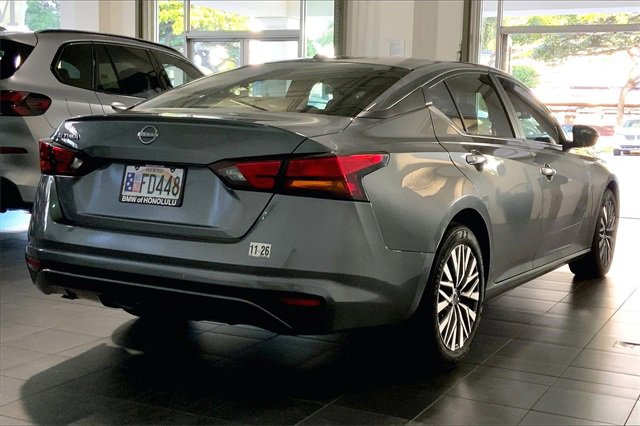Used 2025 Nissan Altima 2.5 SV image 11