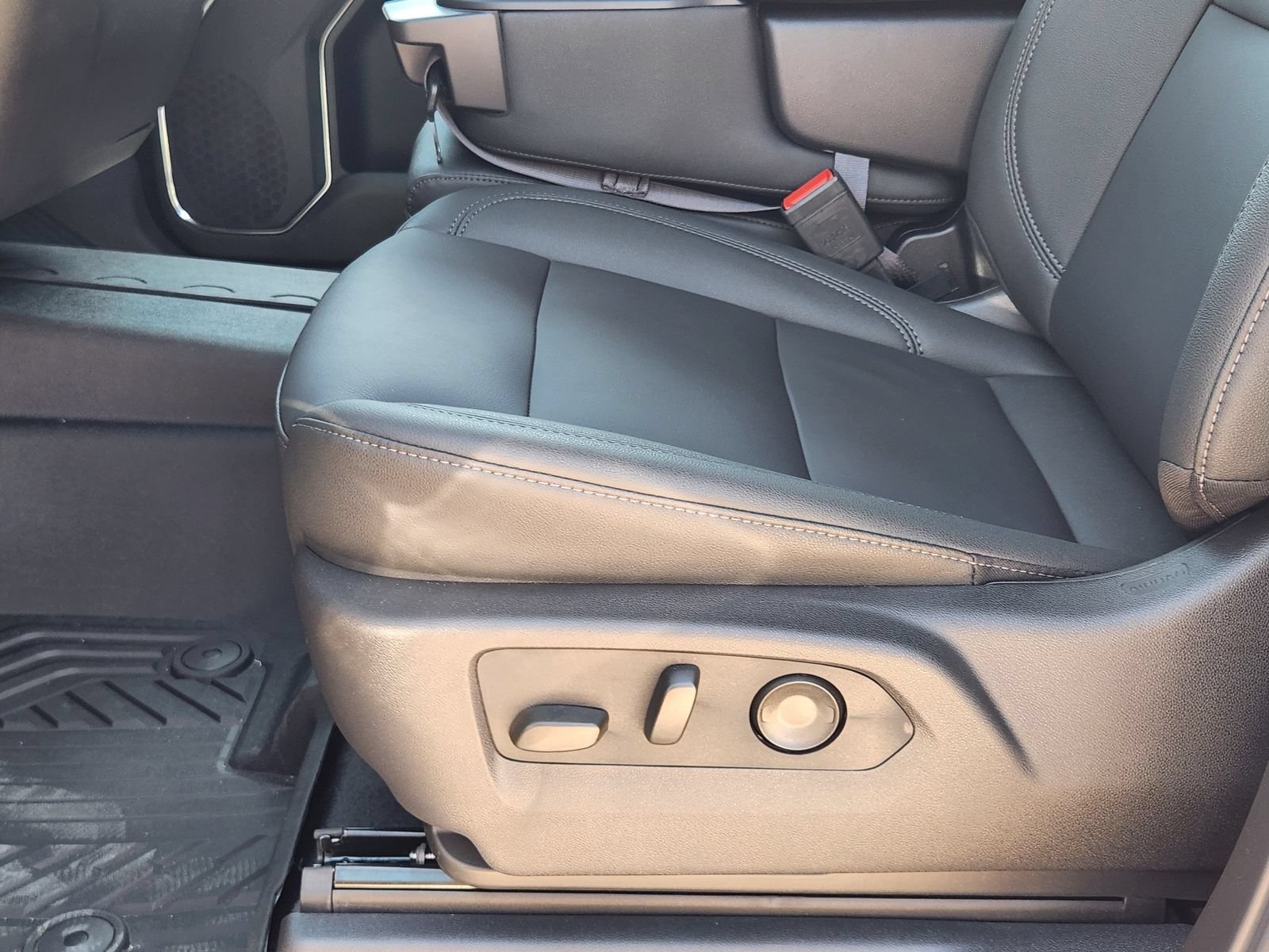 New 2026 Chevrolet Silverado 1500 LT AWD/4WD image 22