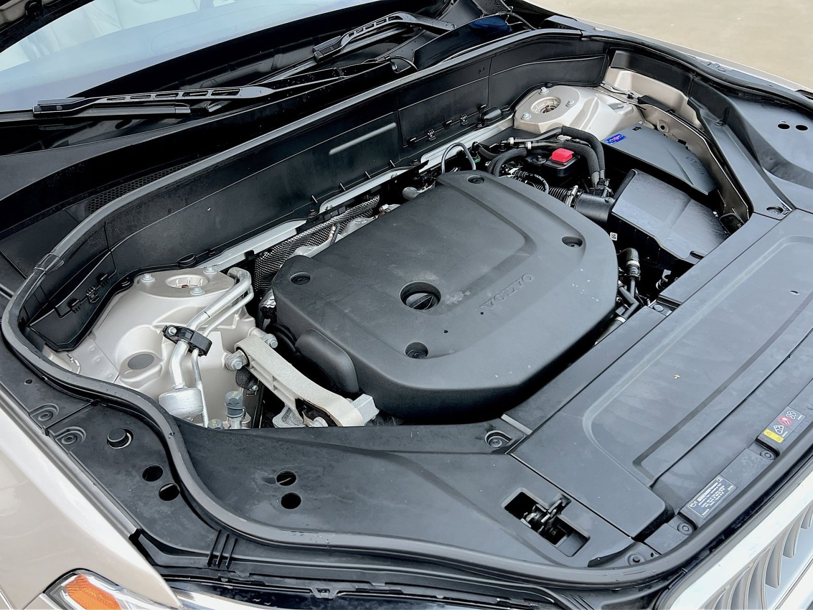 Certified 2023 Volvo XC90 B6 Plus w/ Protection Package Premier image 28