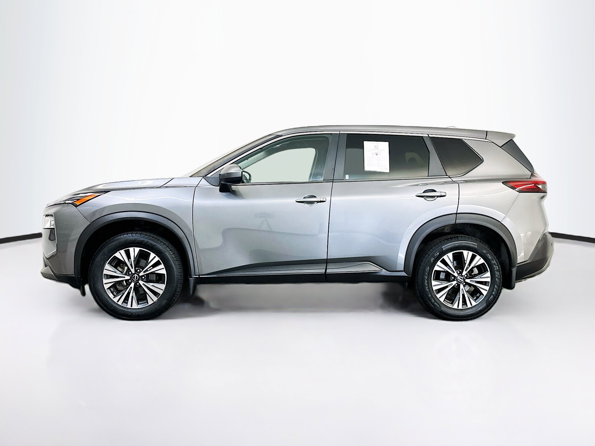 Used 2023 Nissan Rogue SV AWD/4WD image 4