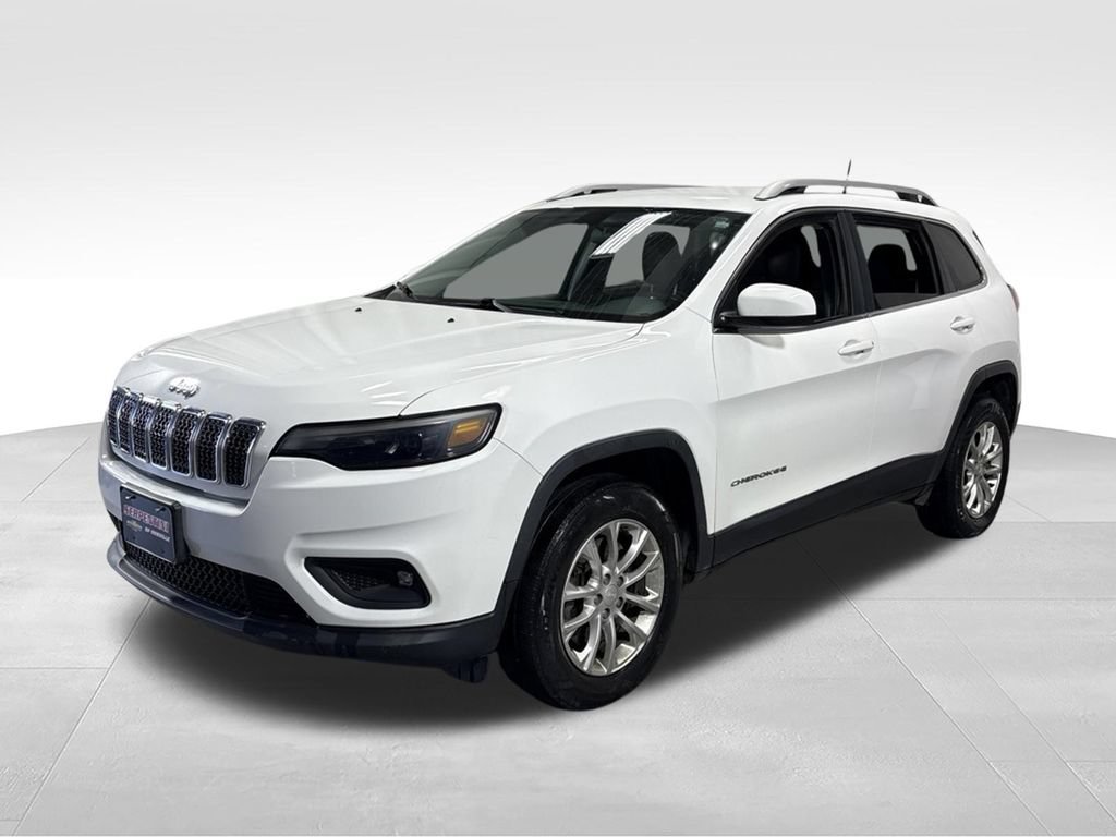 Used 2019 Jeep Cherokee Latitude w/ Cold Weather Group AWD/4WD image 4