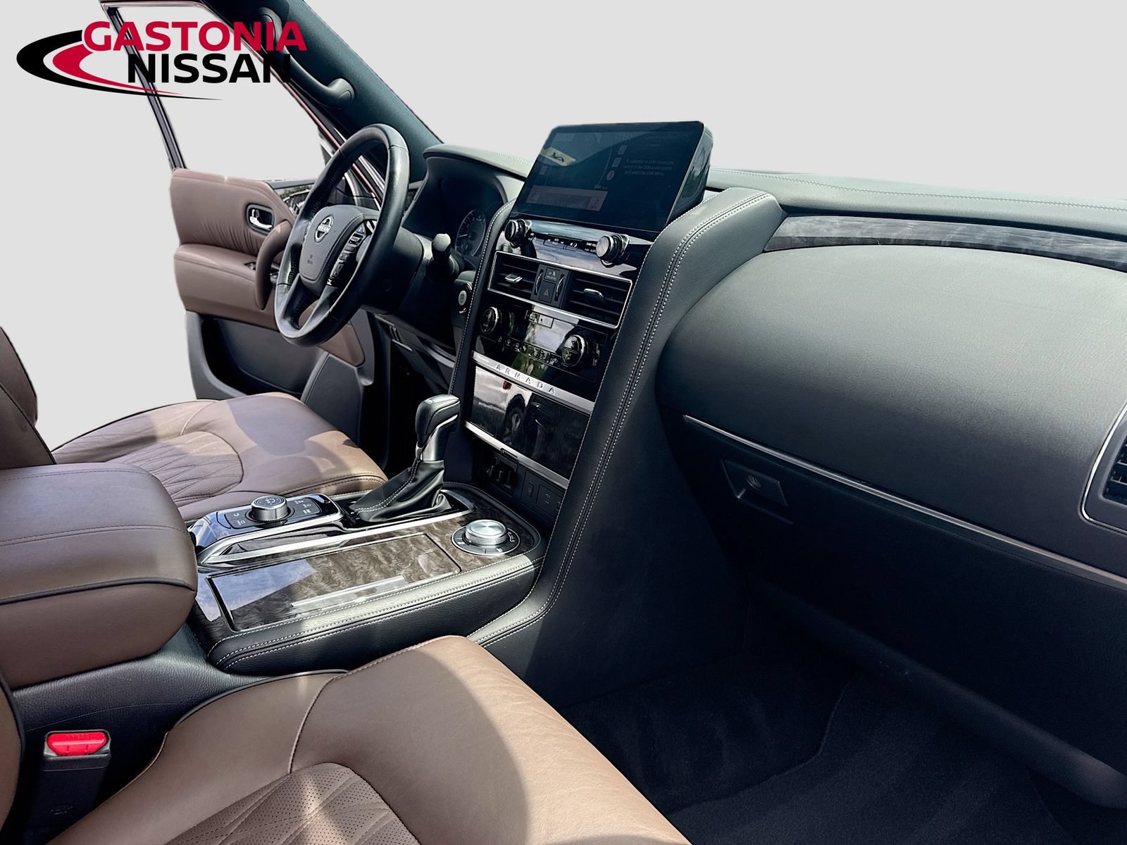 Used 2022 Nissan Armada Platinum AWD/4WD image 40