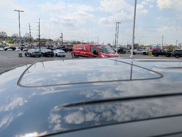 Used 2026 Ford Maverick Lariat w/ Black Appearance Package image 28