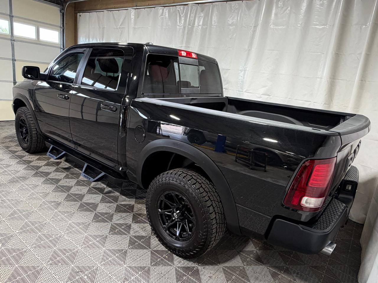 Used 2016 RAM 1500 Rebel w/ Luxury Group AWD/4WD image 4