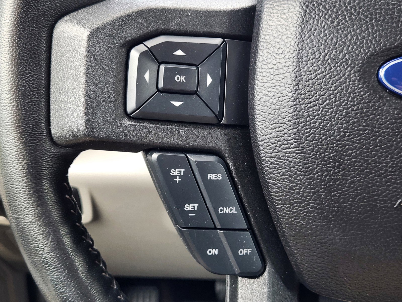 Used 2017 Ford F150 XLT w/ Equipment Group 302A Luxury RWD image 20
