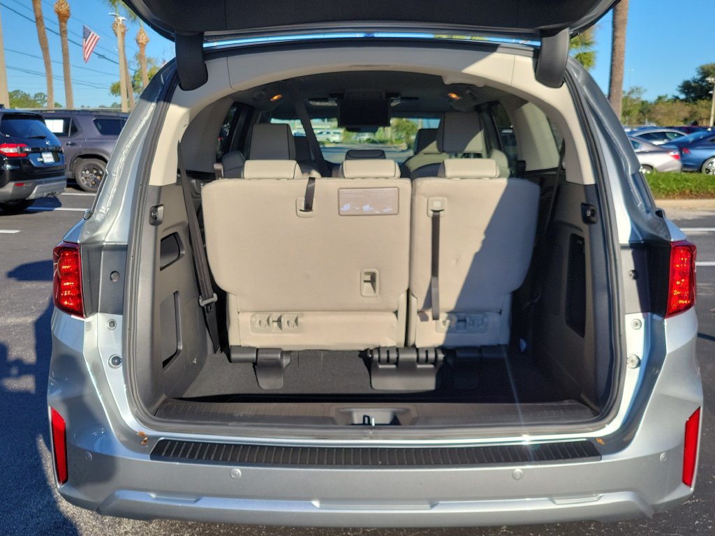 Certified 2026 Honda Odyssey Touring image 11