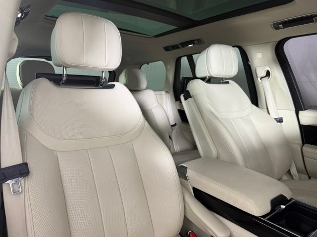Used 2023 Land Rover Range Rover SE AWD/4WD image 32