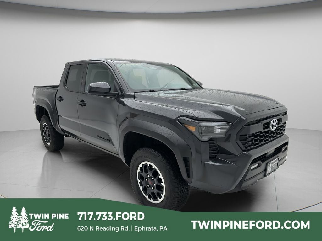 Used 2025 Toyota Tacoma TRD Off-Road AWD/4WD image 1