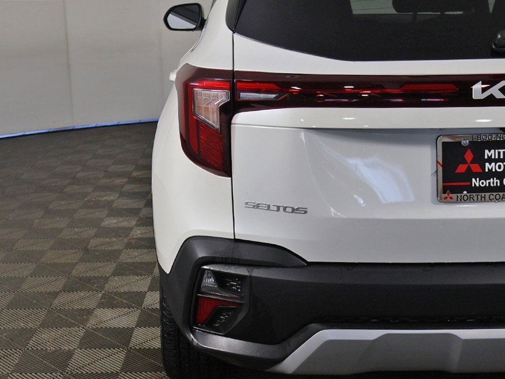 Used 2024 Kia Seltos LX image 12