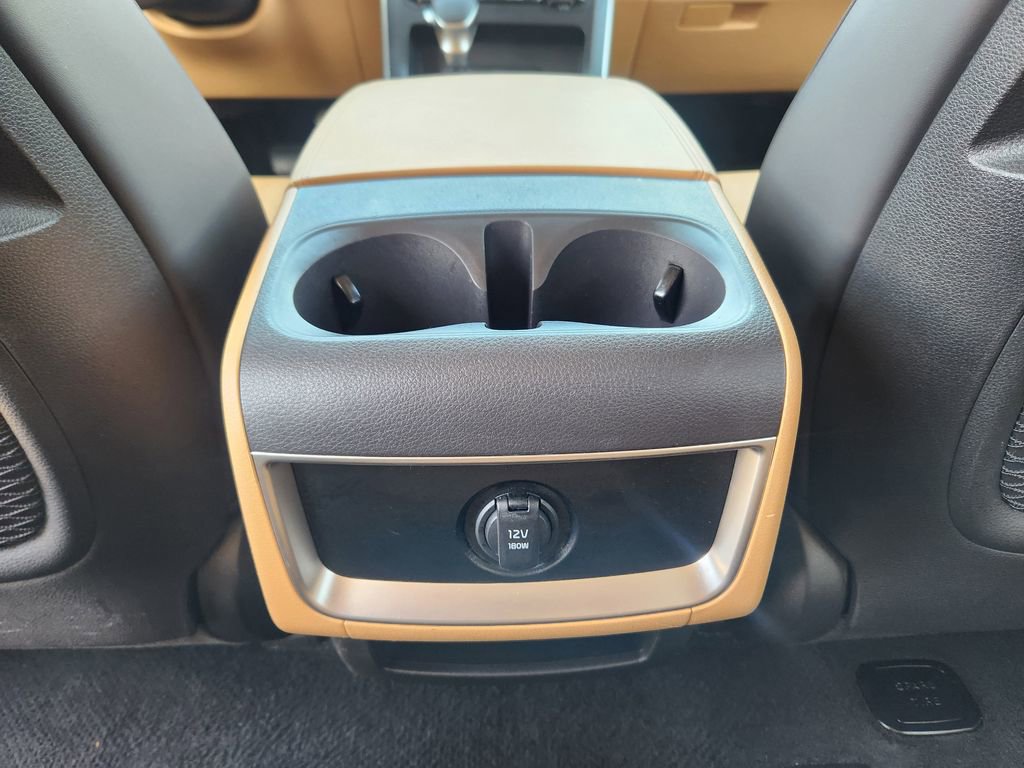 Certified 2024 Kia Carnival LX image 13